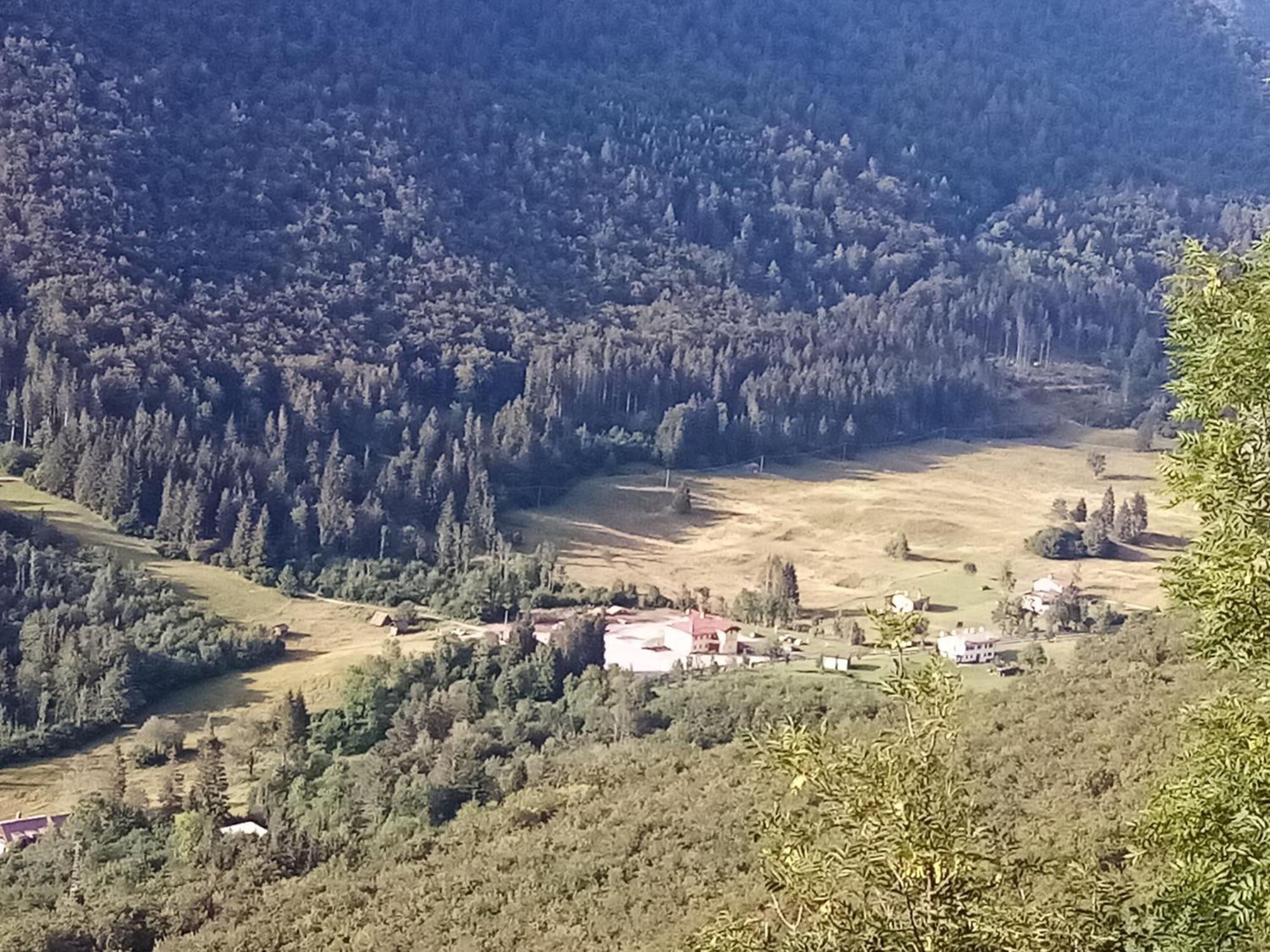 Ristorante E B&B In Sella Pozzis Esterno foto